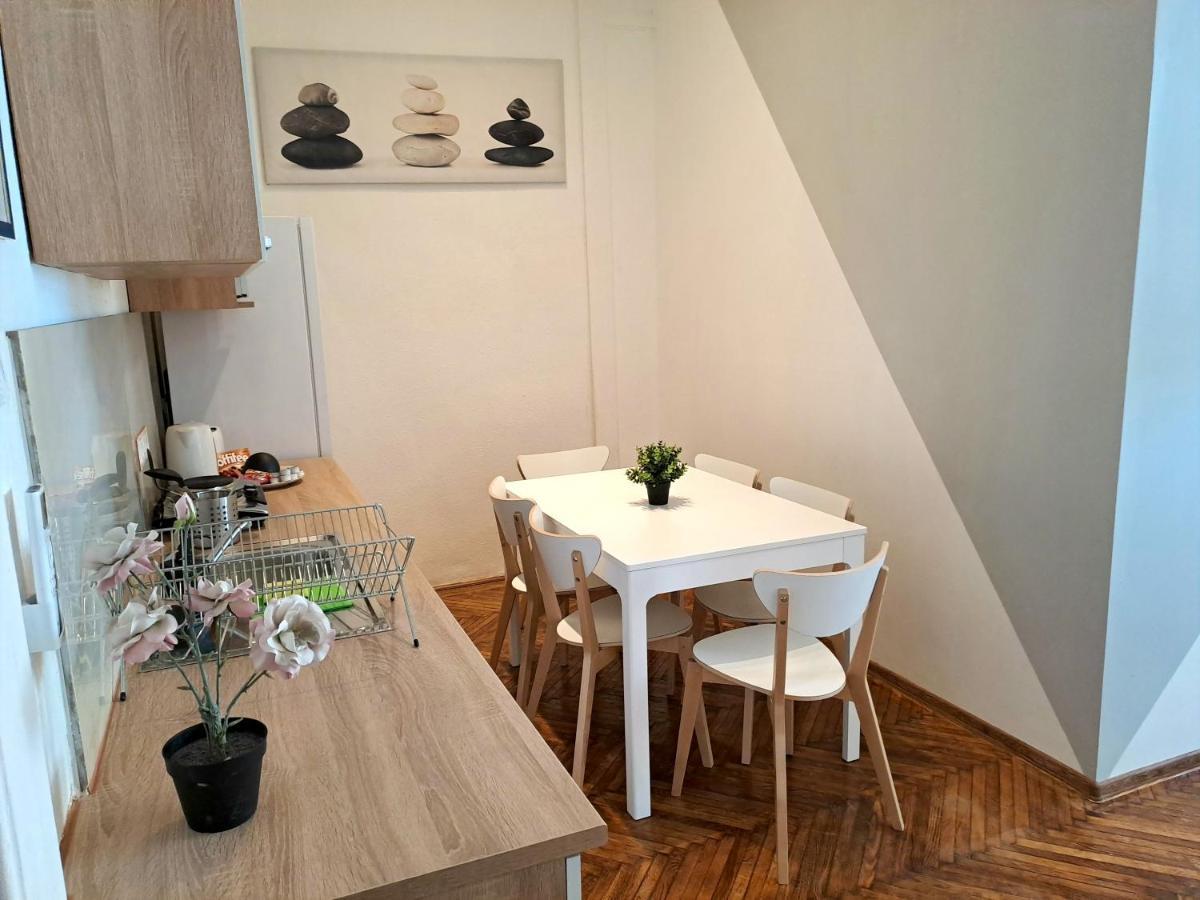 Emerald Apartment Budapest Exterior foto