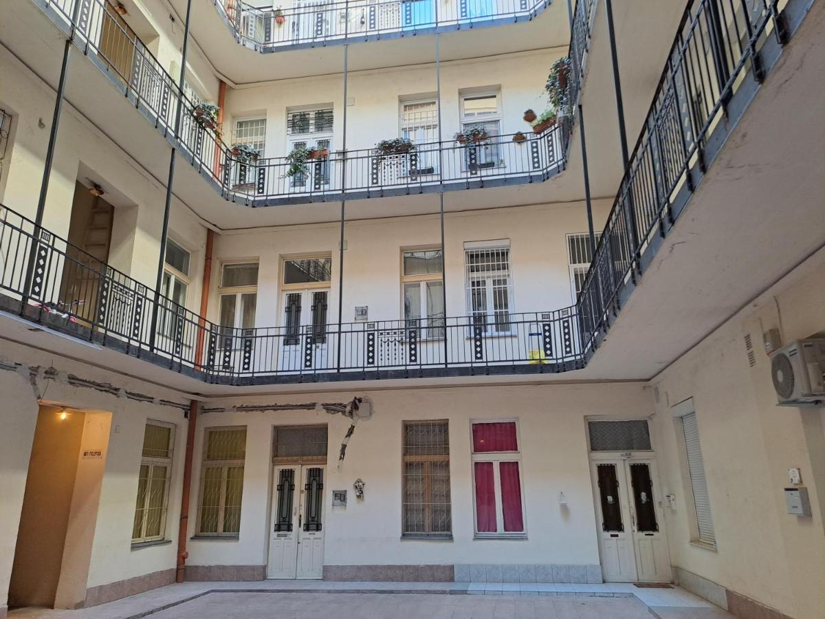 Emerald Apartment Budapest Exterior foto